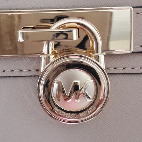 NWT MICHAEL KORS HAMILTON TRAVELER ZIP SATCHEL - Picture 2 of 6